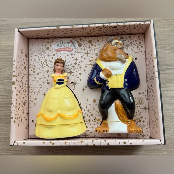 Beauty and the Beast Salt and Pepper Shakers NEW - Picture 1 of 6